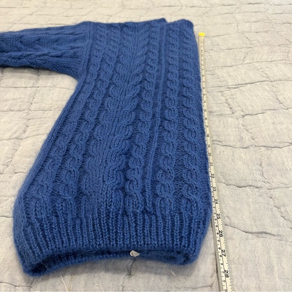 Vintage Womens Mohair Acrylic Cable Knit Sweater M Cobalt Blue Chunky Classic - Picture 10 of 11